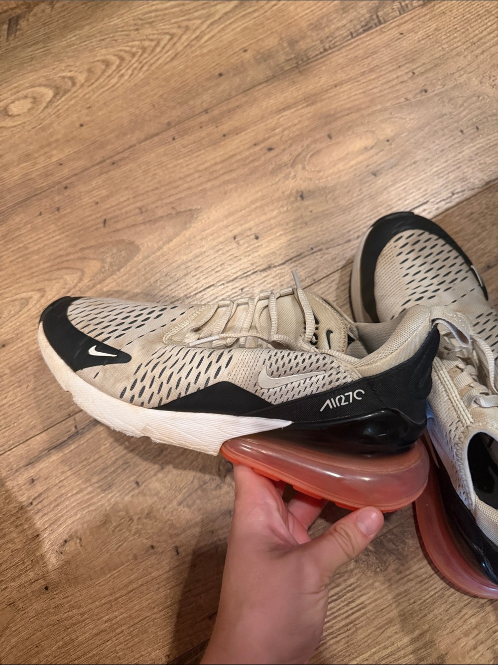 Men's Nike air 270s